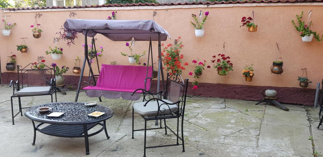 La Mihai Lupeni  Exterior foto
