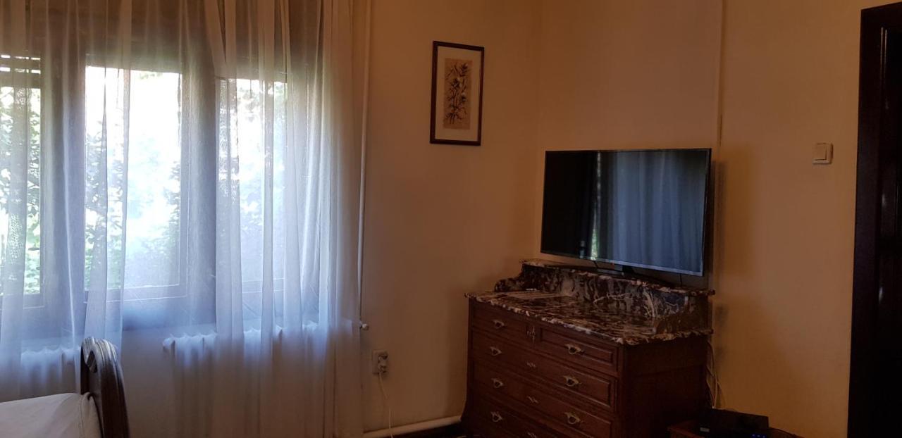 La Mihai Lupeni  Exterior foto