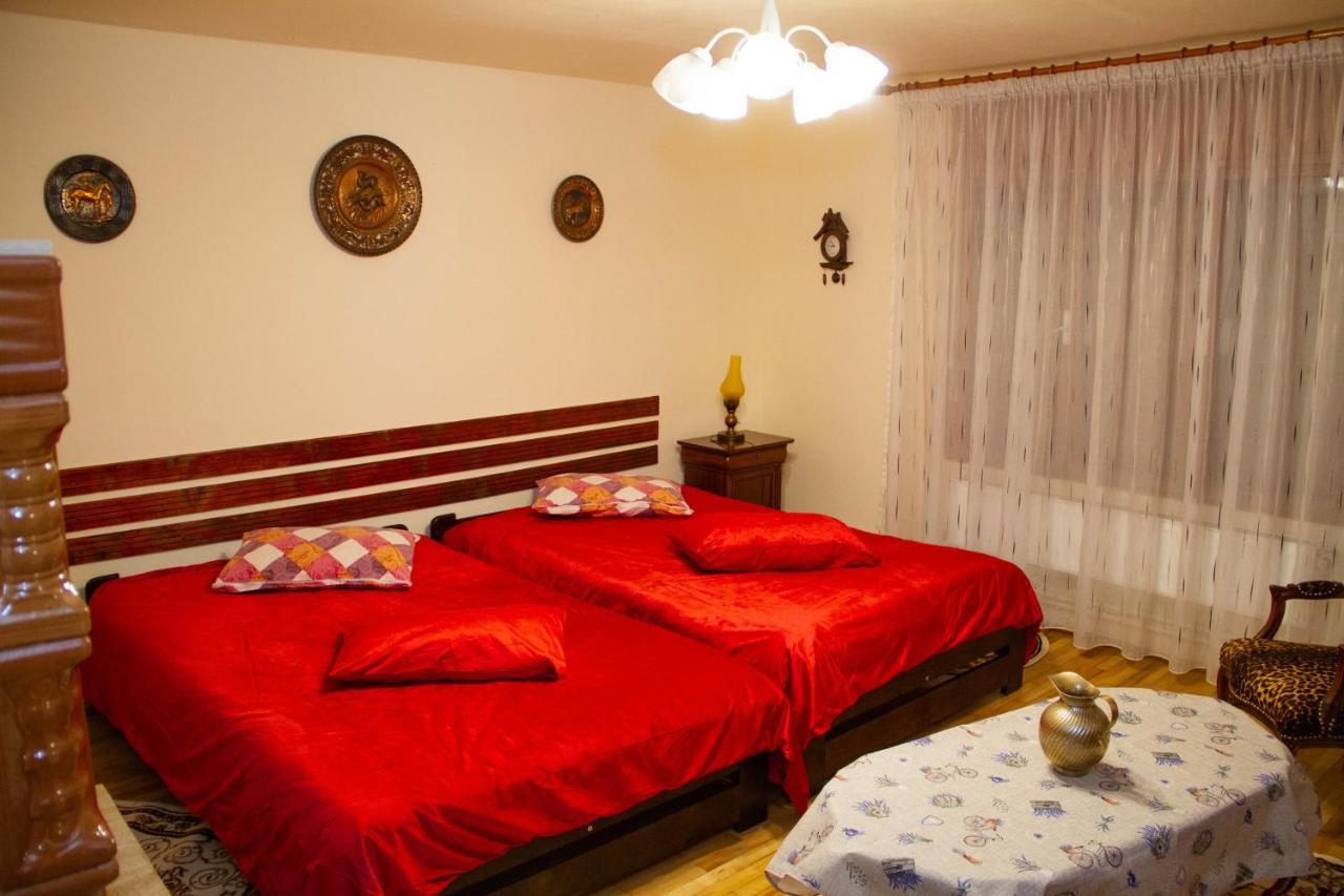 La Mihai Lupeni  Exterior foto